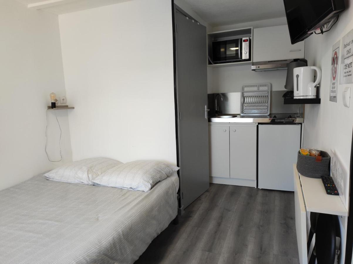 HOME CONNECT Appartements d'hôtes - entrée autonome Charmes  Exterior foto